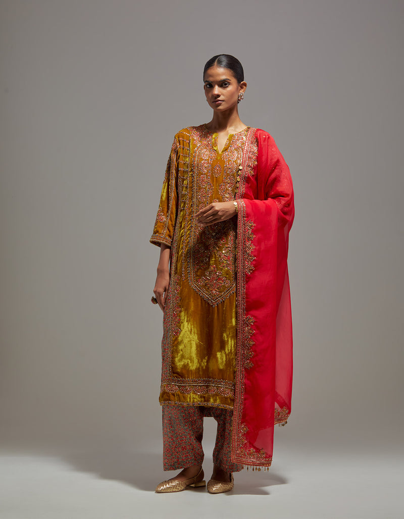 Red Amina Dupatta