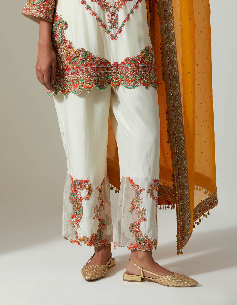 Ivory Chakravyuh Kurta Set