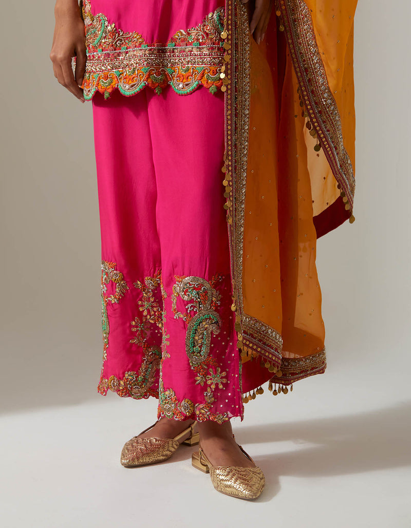 Pink Chakravyuh Kurta Set