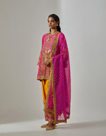 Pink Chota Ambi Cheetah Dupatta